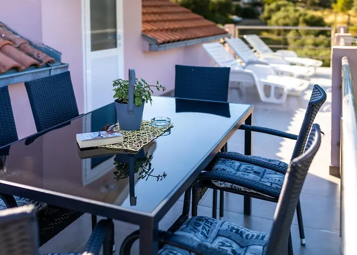 Adriana * 尼亚卢卡